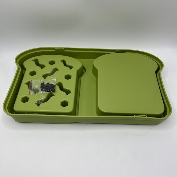 Pet Slow Feeder Bowl, Silicone Licking Mat, Anti-Slip & Anti-Tip - Picture 4 of 9